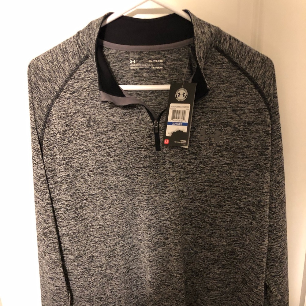 Under Armour long sleeve pullover BRAND NEW